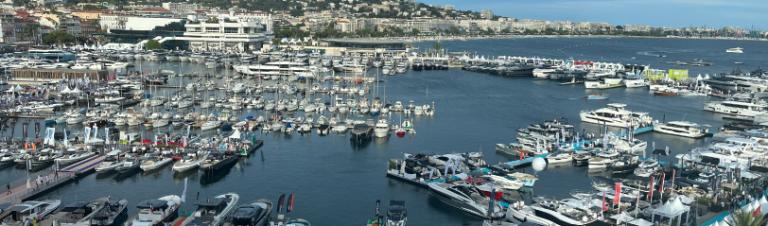 Vieux Port Cannes Yachting Festival LIZmer